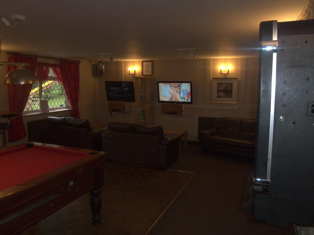 The Cross Inn Cauldon Exteriér fotografie